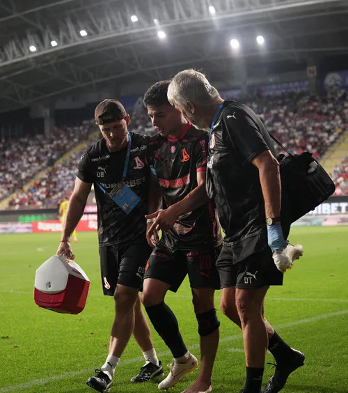 Ratează derby-ul cu FCSB?  Andrei Nicolescu, anunț despre jucătorul care  a suferit o accidentare bizară