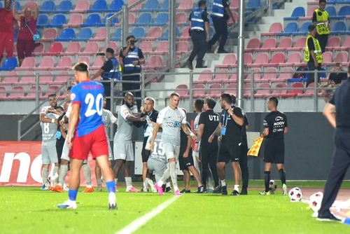 FCSB - UTA Arad, în etapa #7 din Liga 1 (FOTO: Iosif Popescu / GOLAZO.ro)