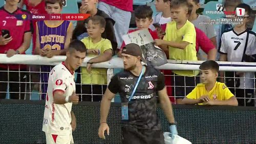 Sporting Liești - Dinamo. Accidentare Cîrjan. Foto - captură Prima Sport (11).jpg