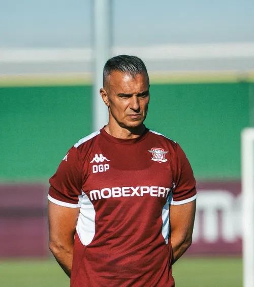 Pancu primește întăriri  Rapid a anunțat  un nou transfer.  Are două meciuri la FCSB și e al 12-lea jucător adus de giuleșteni în această vară!