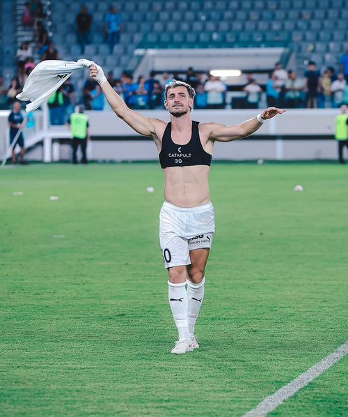 Dragomir, supercampion în Cipru  A jucat chiar împotriva lui Florin Tănase,  debutant la Omonia