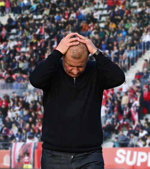 Dorinel Munteanu a plecat neplătit   Cere zeci de mii de euro  de la Hermannstadt. Plus prime pentru punctele câștigate, deși clubul a retrogradat