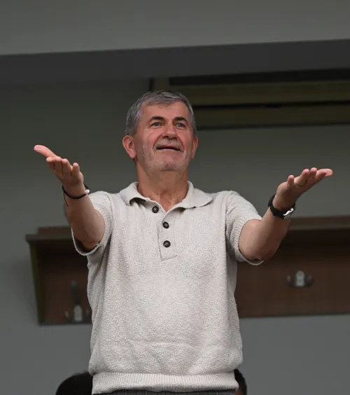 „Nu am întâlnit în viața mea așa ceva”   Valeriu Iftime,  scos din minți de jucătorul care nu acceptă rezilierea amiabilă: „M-am nenorocit”