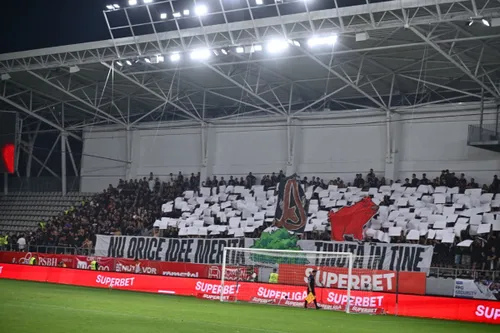 Dinamo - FCSB. Scenografia ultrașilor de la Peluza Nord (FOTO: Raed Krishan / GOLAZO.ro)