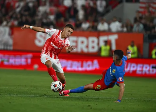 Dinamo - FCSB. Penalty-ul cerut de „câini” și decizia lui Istvan Kovacs (FOTO: Raed Krishan / GOLAZO.ro)