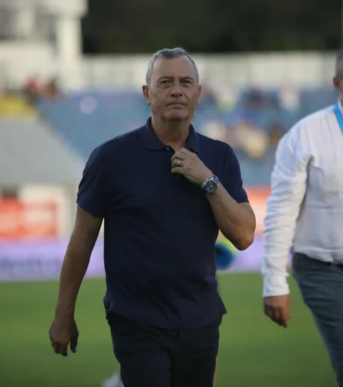 „M-au supărat unele declarații”   Mircea Rednic,   comparație între Zeljko Kopic și Nuno Campos: „Nu e altceva”