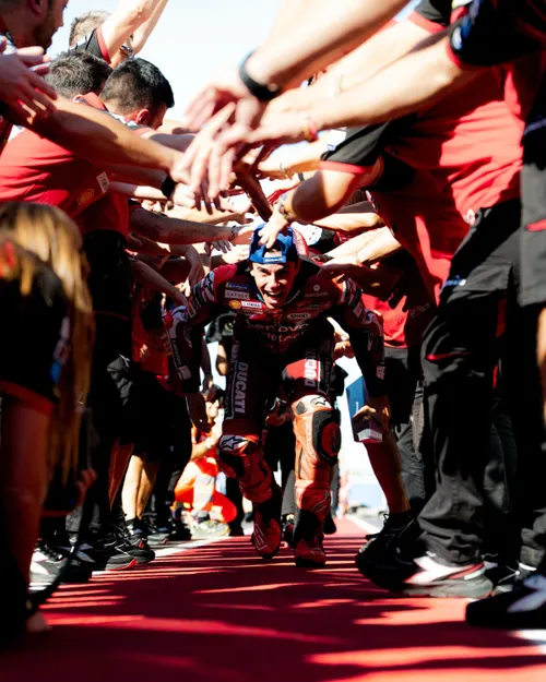 Marc Marquez, pentru prima dată lider în acest sezon în MotoGP, după cursa de la Misano (foto: Instagram)