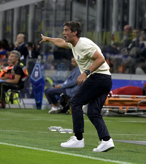 „Nu aș fi antrenor dacă nu aș face asta”   Ce l-a nemulțumit pe Cristi Chivu  după Inter - Udinese 5-3