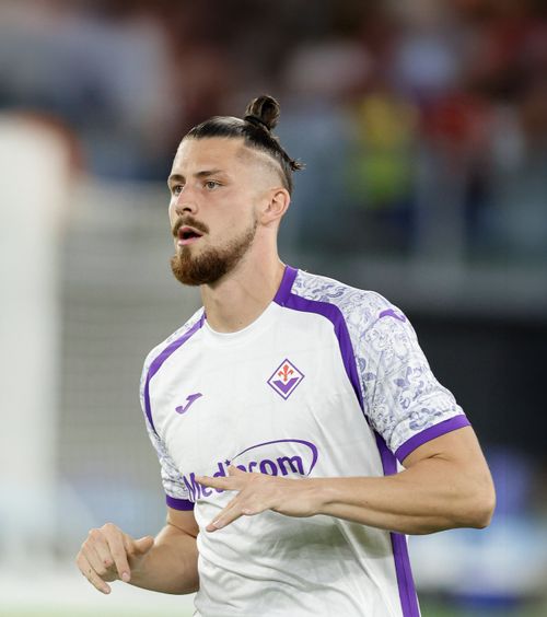 Drăgușin, semn de întrebare  Vești despre  accidentarea fundașului,  cu 8 zile înainte de meciul cu Suedia din Liga Națiunilor