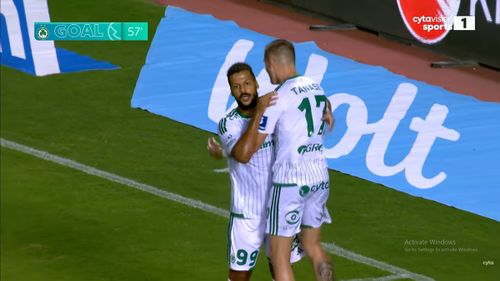 Golul marcat de Florin Tănase pentru Omonia / foto: capturi Youtube/Cytavision Sports