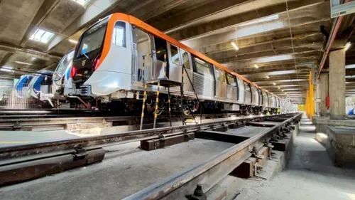 ESENȚIAL | Vom urca la metrou în trenuri Alstom la Sfântu' Așteaptă. Garniturile încă sunt în faza primelor teste și, pentru următoarea etapă, au nevoie și de aviz de la AFER