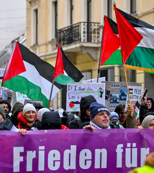 „Nu acoperiți crimele cu fotbalul”  Alarmă în Austria la jocul contra Israelului.  Protest pro-palestinian la câteva ore de meciul lui Stoinov