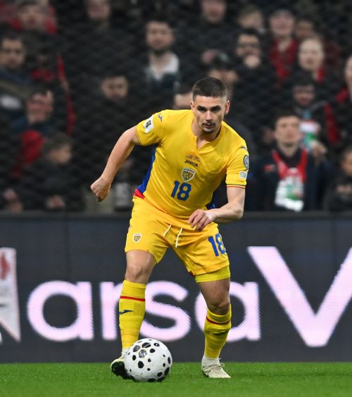 „Cere foarte mult de la noi”    VIDEO.  Răzvan Marin a dezvăluit  ce le-a transmis Gică Hagi  jucătorilor săi: „Vă spun sincer”