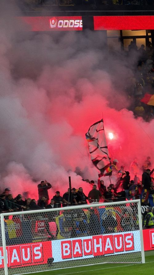 Start spectaculos la Stockholm   Ultrașii României au aprins Strawberry Arena!  Anunț imediat  al organizatorilor