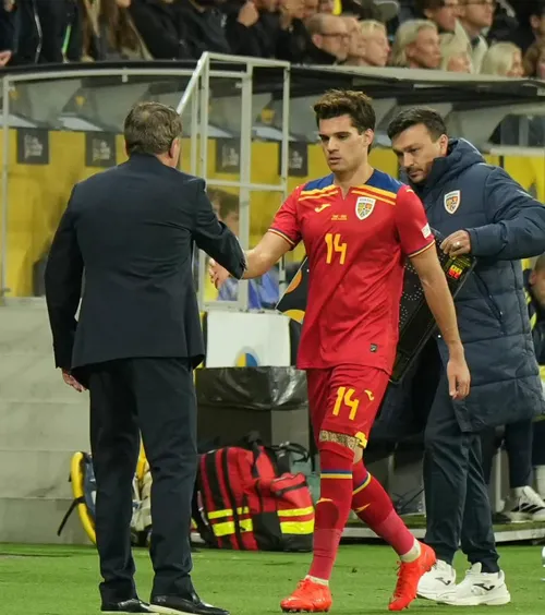 „O să fiu răutăcios”   Critică alegerile lui Hagi:  „Nu s-a făcut echipa cum trebuie!” + reacția lui Mutu despre  titularizarea lui Ianis