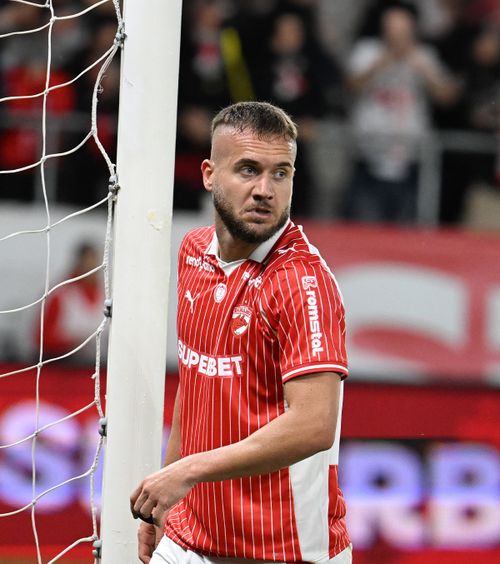 Tratament special pentru Pușcaș  Noul contract al atacantului de la Dinamo:  bonusuri uriașe  + condițiile impuse de „câini”