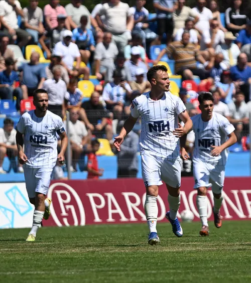 Clubul din Liga 2 nu are liniște   Membrii fondatori ai echipei  au depus o plângere penală  împotriva noii conduceri 