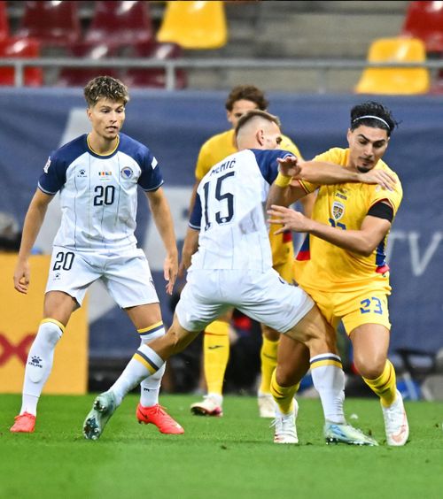 România - Bosnia 2-4    Dezastru pentru „tricolori”  pe Arena Națională! Jucătorii lui Hagi, dominați de adversari pe tot parcursul partidei