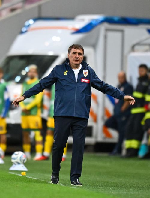 Gheorghe Hagi in Romania - Bosnia FOTO GOLAZO (5).jpg
