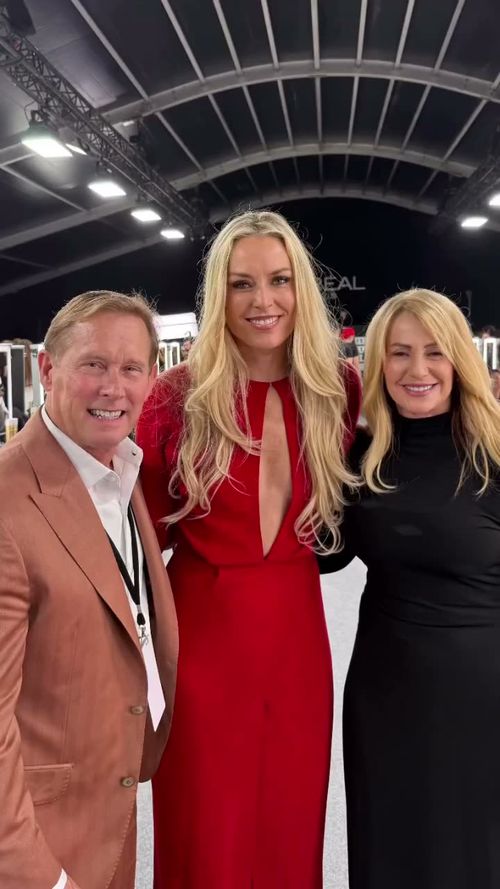 Nadia Comăneci și Lindsey Vonn, la Paris. Foto: Instagram, @bartconner