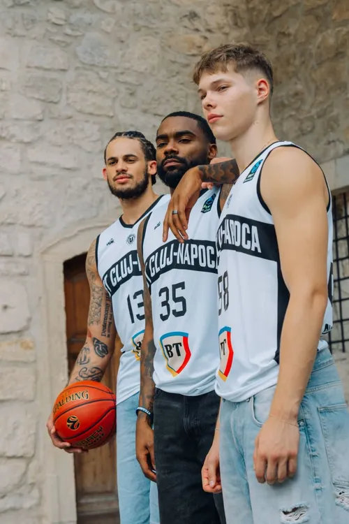 Veste uriașă pentru fanii lui U-BT Cluj  Meciurile campioanei României din  Eurocup și ABA League  se văd în România! Prima partidă e în această seară