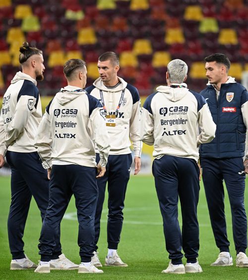 Unul a rămas pe dinafară   Cine este  singurul jucător convocat de Hagi  care nu a prins lotul în cele 3 meciuri din Liga Națiunilor
