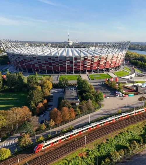 Marea afacere „Narodowy”  GOLAZO.ro  a survolat cu drona „inima” Varșoviei,  arena unde se va juca Polonia - România. Spectaculoasă și profitabilă