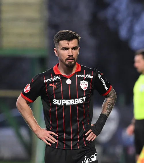 Avertisment pentru Armstrong  Președintele lui Dinamo face o comparație cu Musi și recunoaște:  „Nu știu dacă poate să o lase mai moale”