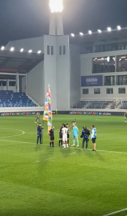 Căpitanii Irlandei și Israelului au refuzat să se salute. Foto: captură X/@Footballtweet