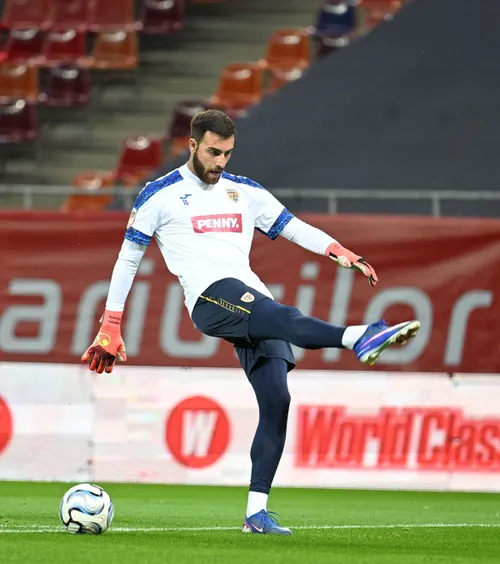 El apără cu Suedia!   Varianta-surpriză  aleasă de Gică Hagi pentru meciul de pe Arena Națională