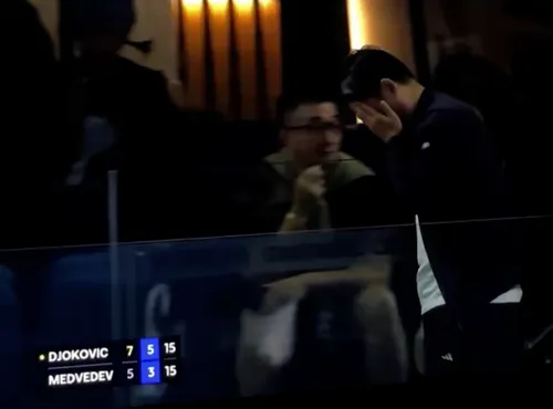 Daniil Medvedev, descalificat la Beijing după ce a lovit un spectator cu mingea în ochi Foto captură VIDEO X.jpeg