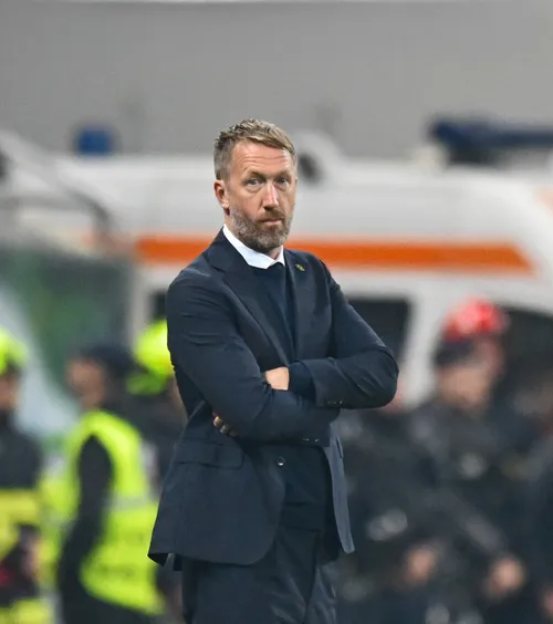 Suedezii, uluiți de România  Selecționerul, după victoria de pe Arena Națională:  „Ne-a fost greu”.  Ce a vorbit cu Hagi