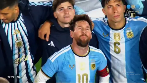 Numele sponsorului AFA, afișat pe cer la retragerea lui Messi / foto: capturi video X/KDC Global