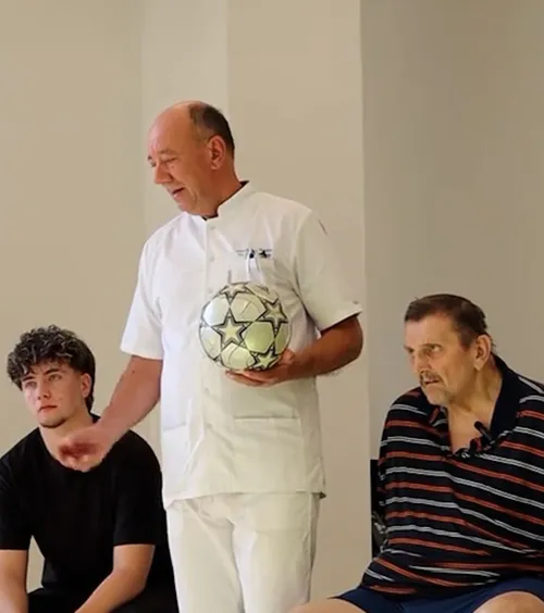 Marcel Coraș, schimbat total   VIDEO.  Fostul mare atacant luptă pentru o nouă viață:  25 de kilograme pierdute