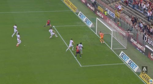 Golul lui Osmajic din meciul Genoa - Fiorentina. Foto: captură YouTube/Serie A