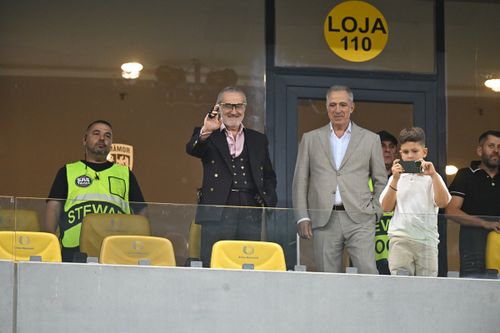 Gigi Becali, prezent la meciul FCSB - Oțelul. Foto: Raed Krishan/GOLAZO.ro