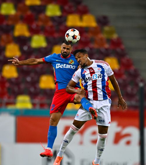 Debut cu dreptul pentru Reghecampf   FCSB o învinge  pe Oțelul în superioritate numerică. Gigi Becali, prezent la meci