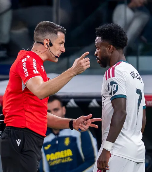 Vinicius, „condamnat”   Ce a scris arbitrul în raportul de meci  despre eliminarea brazilianului de la Real Madrid
