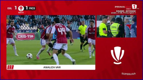 Istvan Kovacs a anulat penalty-ul acordat în meciul Oțelul - Csikszereda. Foto: captură Prima Sport