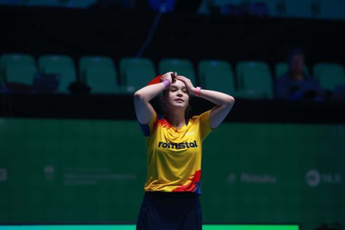 Bernadette Szocs și Elena Zaharia / foto: Facebook/FR Tenis de Masă