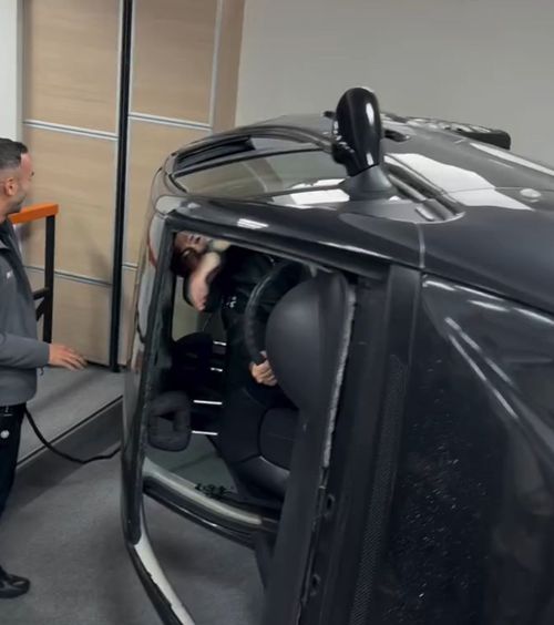 Dinamo, lecție de condus   FOTO.  Cătălin Cîrjan, dezvăluire despre un coechipier:  „M-am ferit de el în trafic”  + momentul care a stârnit hohote de râs