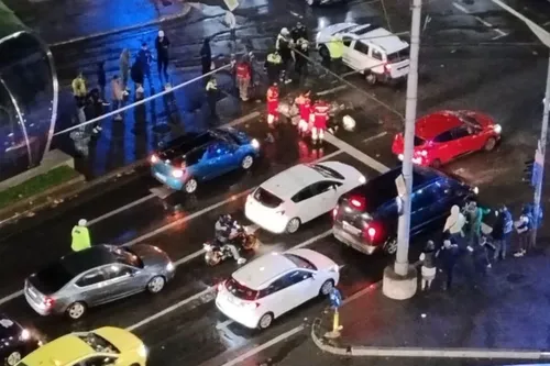 FOTO | “Intersecția Morții”. Accident cumplit, cu o femeie lovită de un autocar care venea de pe Colentina și mergea spre Calea Moşilor, și Pasajul de la Obor