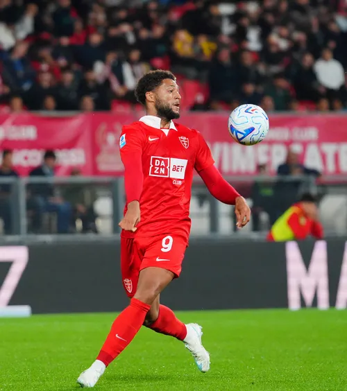 Fiul lui Varela e revelația  A descoperit fotbalul când  tatăl său era la FCSB.  Azi impresionează în Serie A