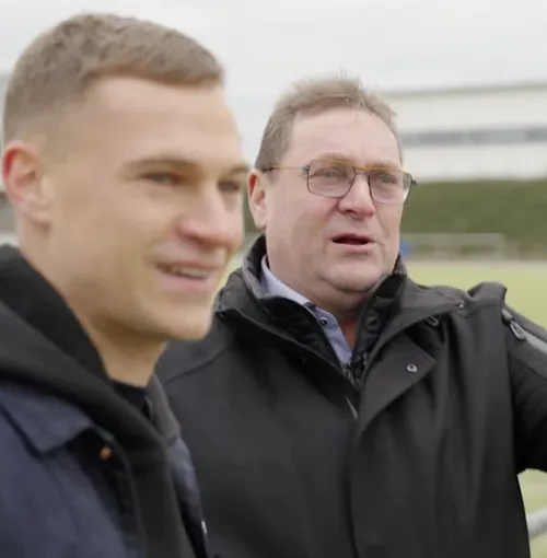 Tragedie pentru Kimmich  Fotbalistul lui Bayern nu va evolua diseară:  tatăl lui a murit la 57 de ani,  după un infarct