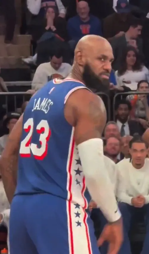 LeBron James, dialog aprins cu un fan al lui New York Knicks. Foto: captură X/@big_business_