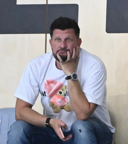 Federația l-a dat afară!  Președintele FRH  i-a desființat postul  directorului tehnic