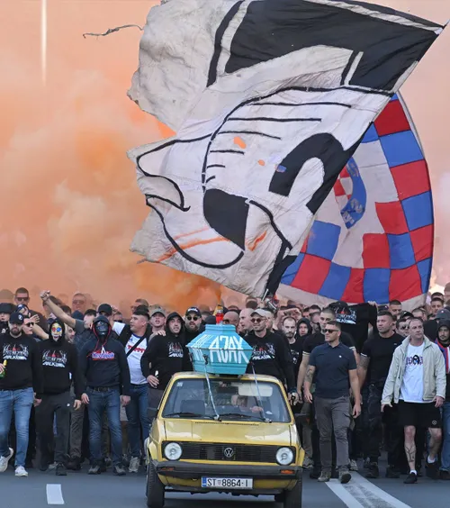 UEFA a luat măsuri drastice  Hajduk Split, sancționată dur după  incidentele șocante  de la meciul cu Ajax