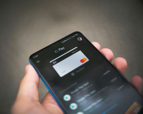 Depuneri  cu  Neteller și Skrill  la case de pariuri: cum funcționează și ce alternative ai în România (2026)