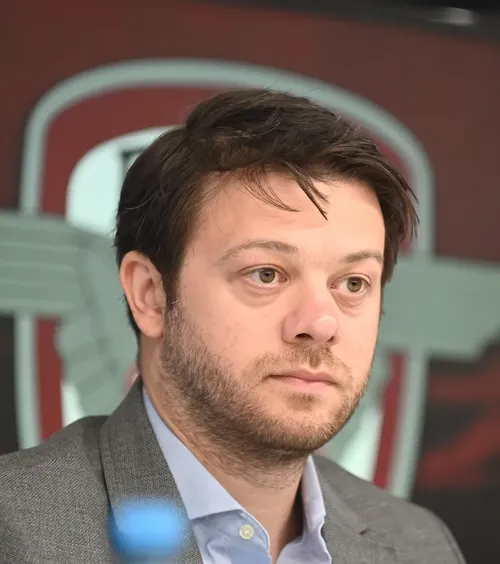 Replică pentru Pancu  Angelescu, mesaj pentru antrenorul Rapidului înainte de derby-ul cu FCSB:  „N-ai unde să-i bagi, n-ai cum”