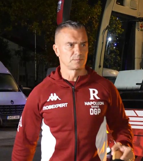 „Îi schimb direct!”  Pancu,  avertisment pentru jucătorii săi  înainte de FCSB - Rapid + Îi dă replica lui Reghecampf